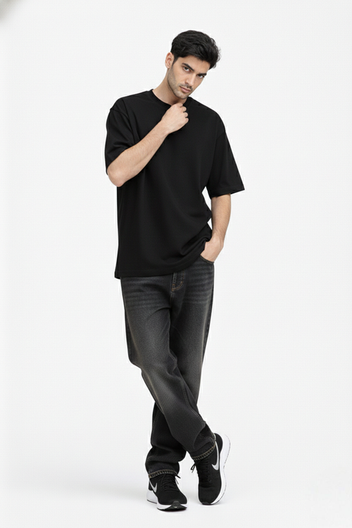 Essential Black Oversized Tee